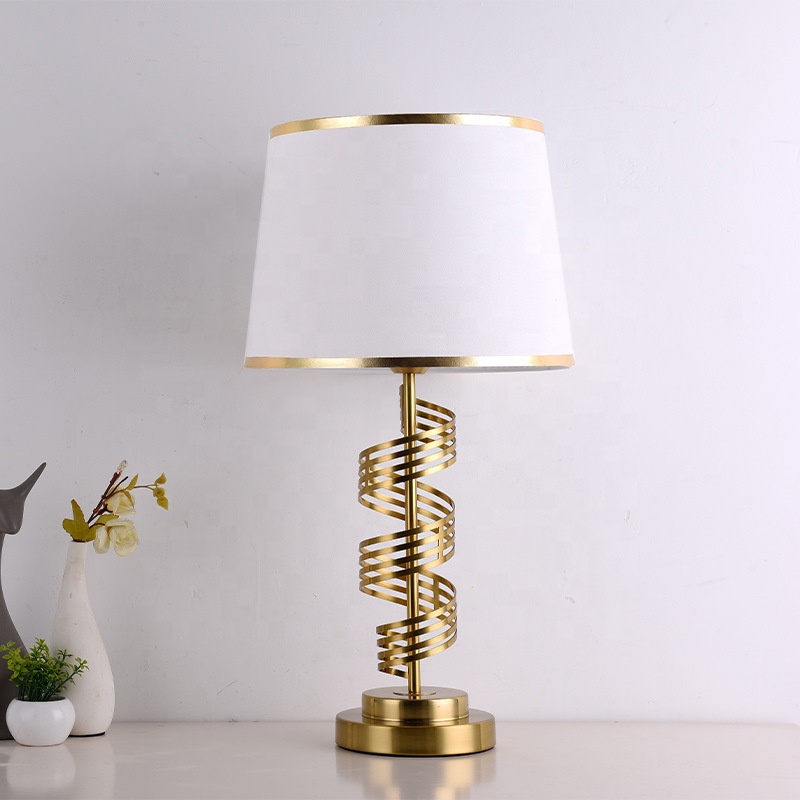 &c Lampu Meja Gaya Eropa denga - Geometric Lamp Shade ulasan dan harga